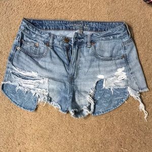 Size 10 American Eagle High Rise Festival Short